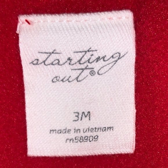 Baby Girl 3-Month Red Hat and Coat with Black Fur Buttons - Picture 4 of 5